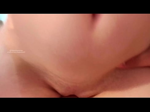 ❤️ Sleeping in my sister's room and that's how I woke up ❤️ Beautiful porn at en-us.my-hentai-gallery.ru ️❤